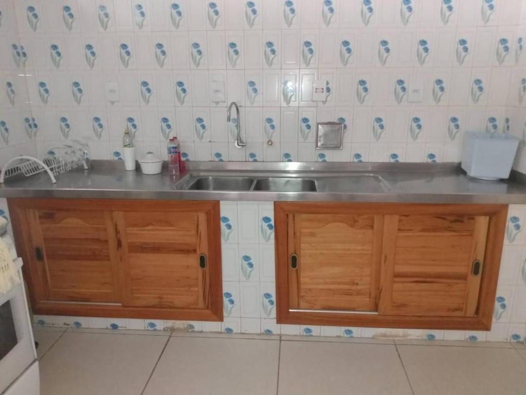  Casa Grande com piscina e próxima à praia