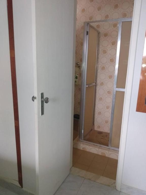  Casa Grande com piscina e próxima à praia