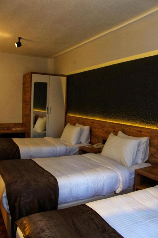 ESKOPPremium OTEL - Standard-Dreibettzimmer