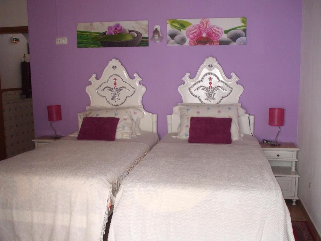 Dinas Guesthouse - 19