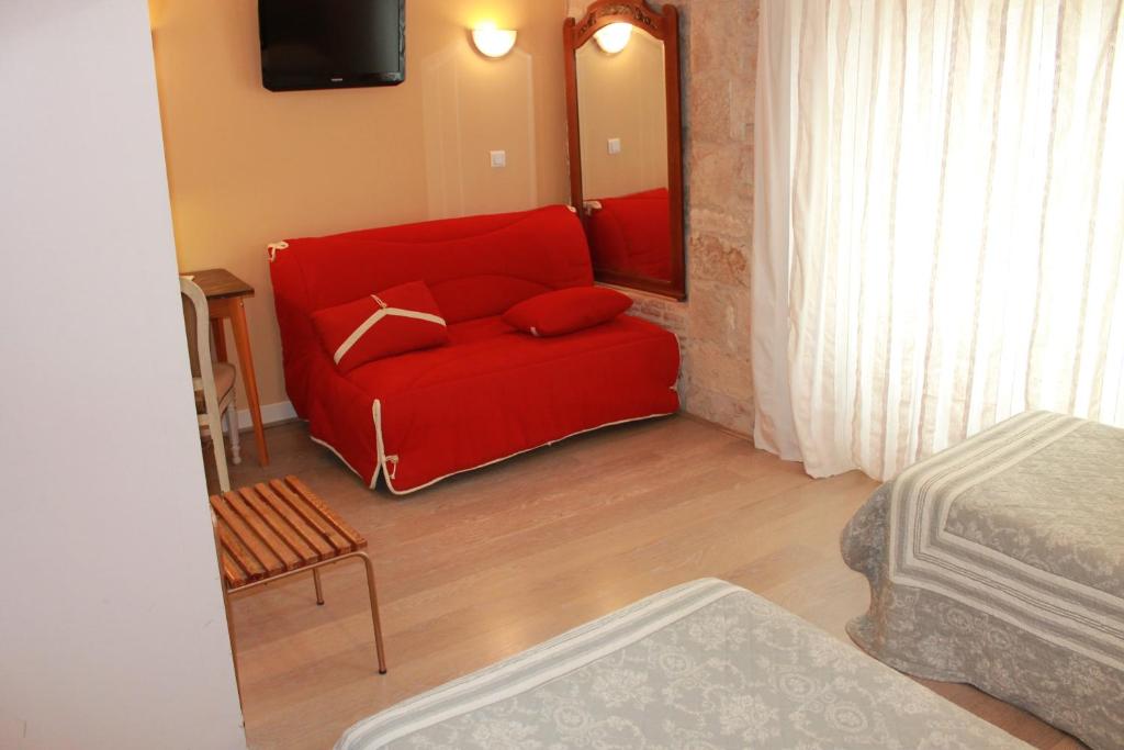 Logis Hotels- Auberge de la Tour - Hôtel et restaurant - Salle Double Confort Supérieure
