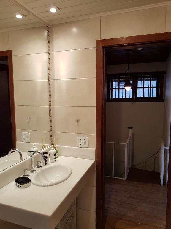  Linda Casa! Aconchegante e com ótima localização