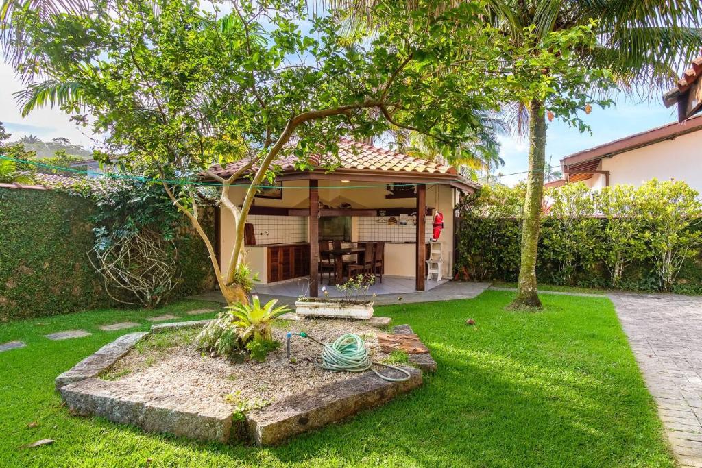  Sobrado a 50 metros da Praia do Tenorio