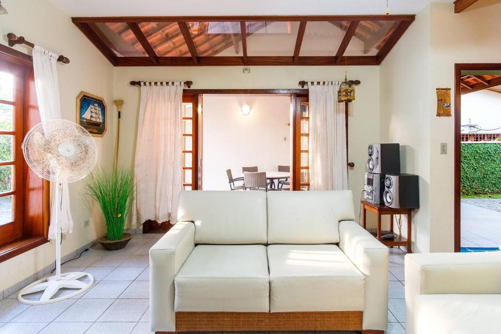  Sobrado a 50 metros da Praia do Tenorio