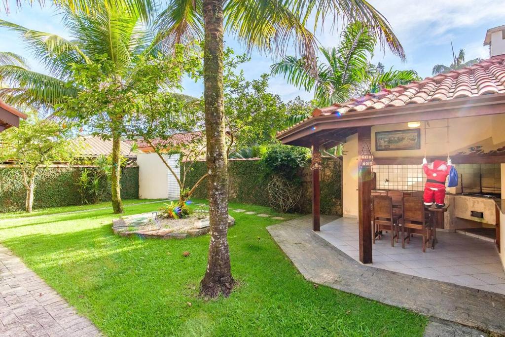  Sobrado a 50 metros da Praia do Tenorio