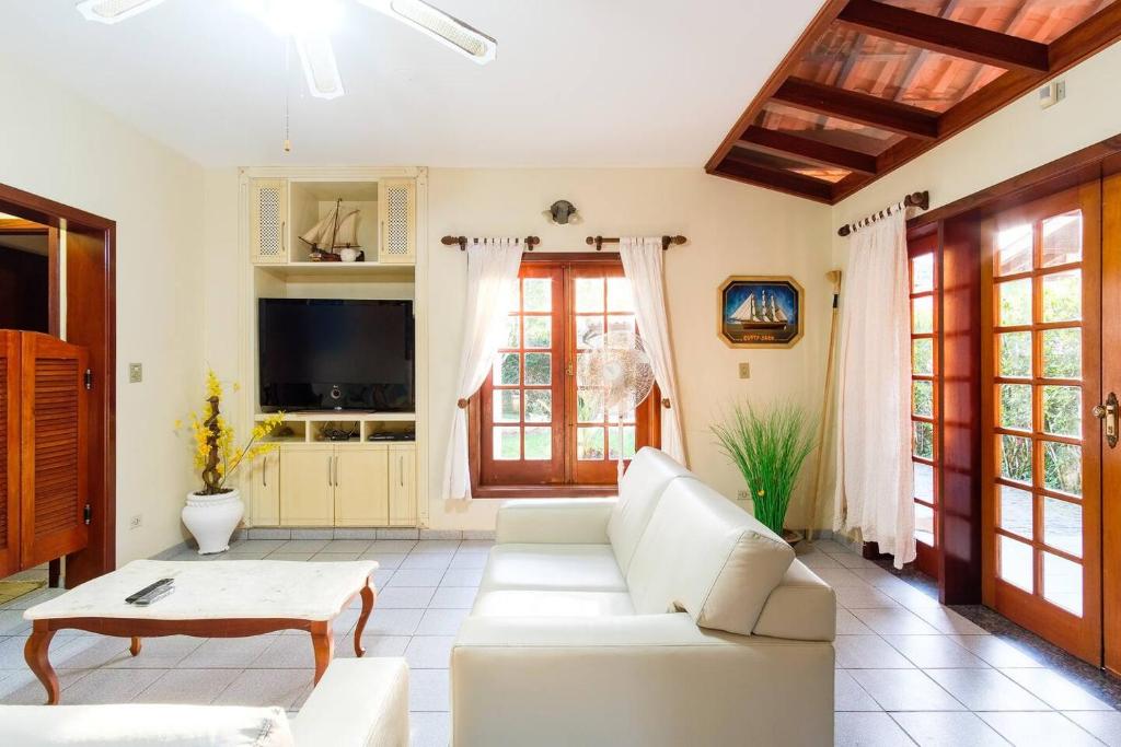  Sobrado a 50 metros da Praia do Tenorio