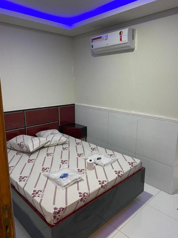  HOTEL TENDA