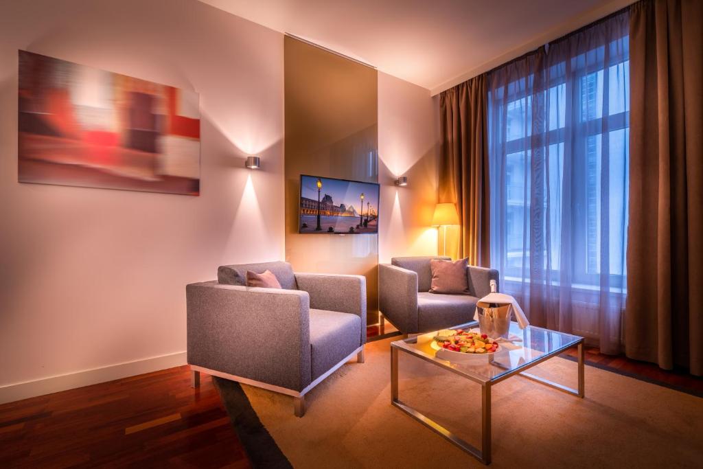 Część wypoczynkowa w obiekcie Mamaison All-Suites Spa Hotel Pokrovka