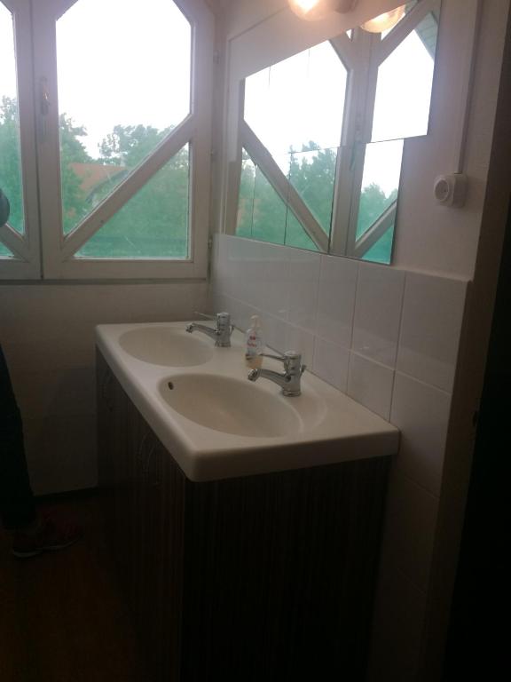 Foto sihtkohas Balatonlelle asuva majutusasutuse Y HOSTEL galeriist