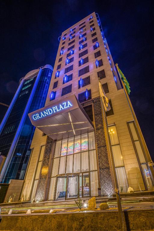 Grand Plaza Hotel - KAFD Riyadh - Housity