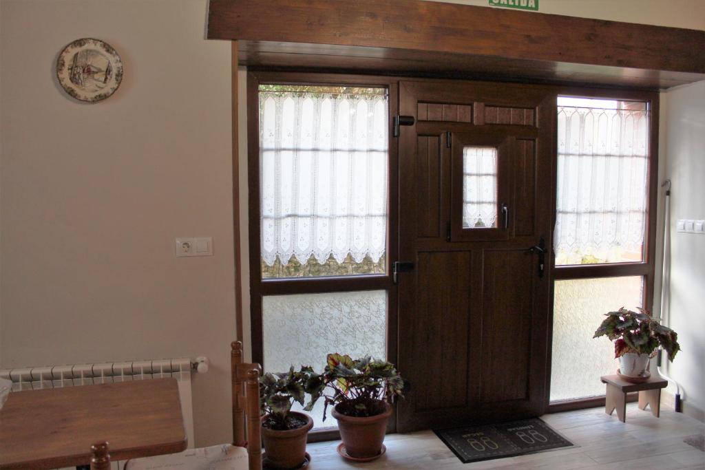 Fotografie z fotogalerie ubytování Vivienda Vacacional La Casina de Tina - Casas de los Picos v destinaci Mier