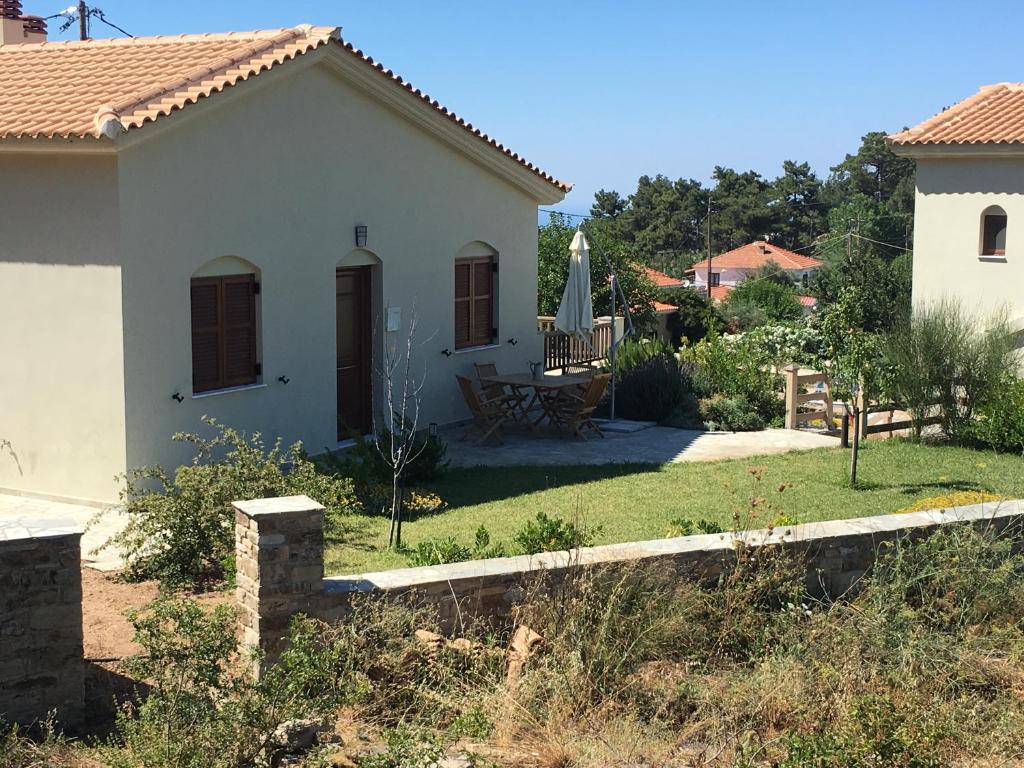 Vonkajšia záhrada v ubytovaní Aria Monte Villas
