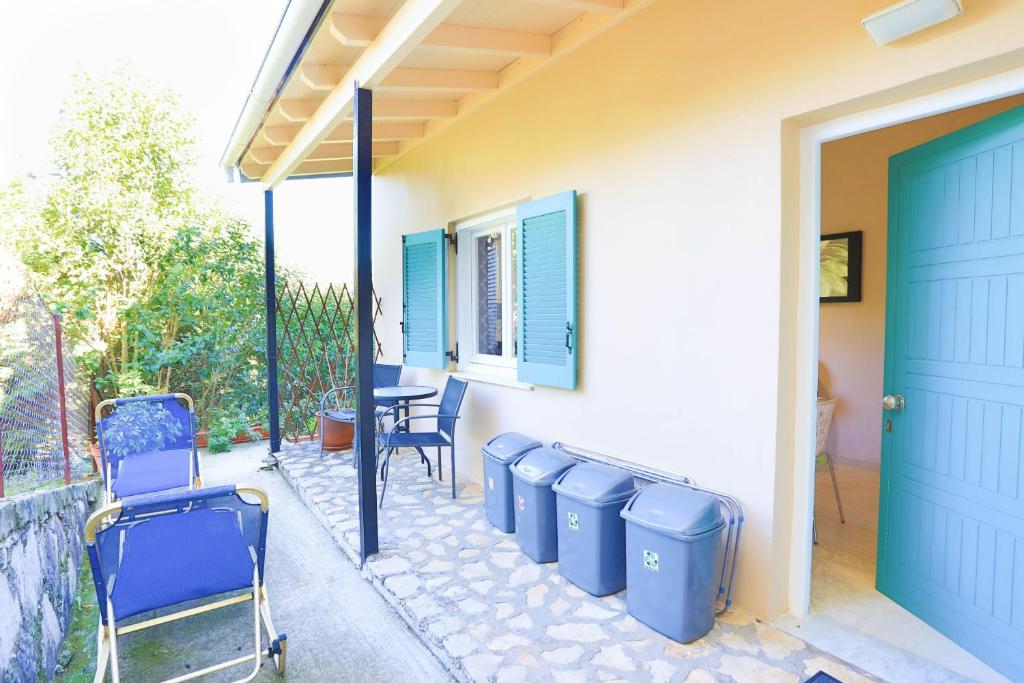 A balcony or terrace at Villa Kiki