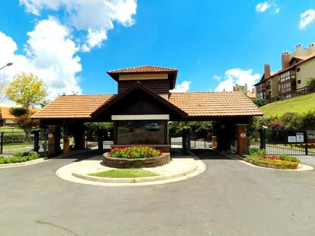 Alphaville 296 - Seu Resort privativo com a mais bela vista de Gramado  Alphaville 296 - Seu Resort privativo com a mais bela vista de Gramado