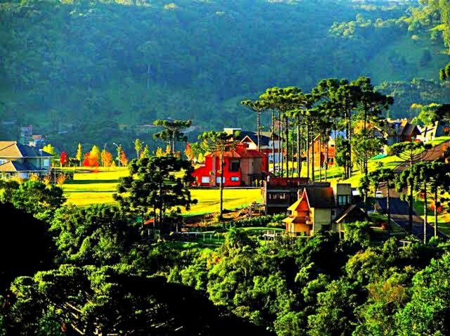 Alphaville 296 - Seu Resort privativo com a mais bela vista de Gramado  Alphaville 296 - Seu Resort privativo com a mais bela vista de Gramado