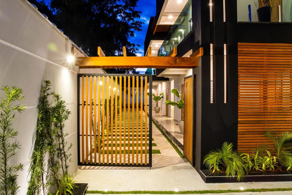  Calamar Flats Paraty