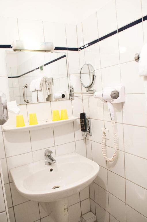Koupelna v ubytování Rugs Hotel Düsseldorf