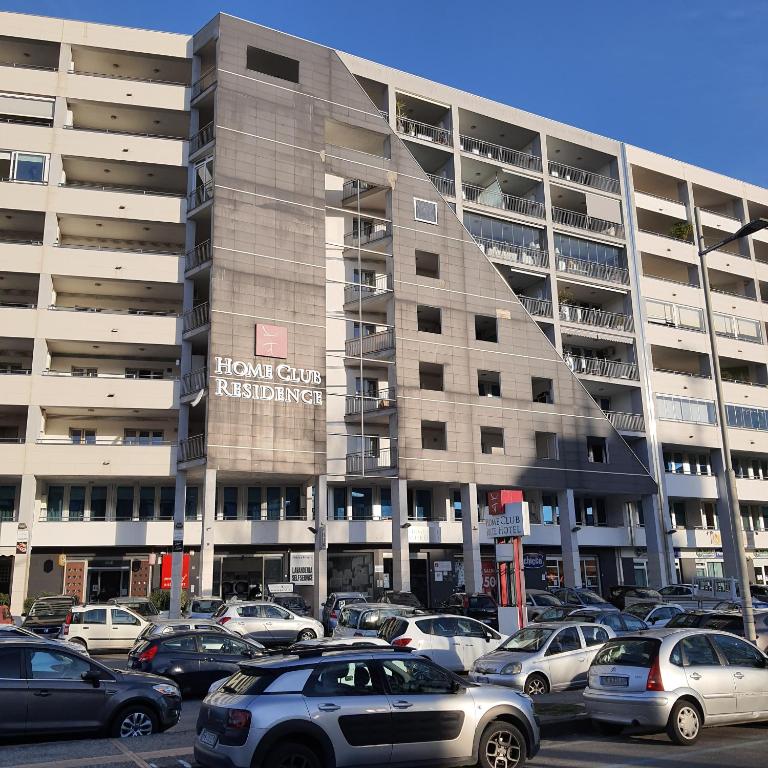 Budova, kde se apartmán nachází