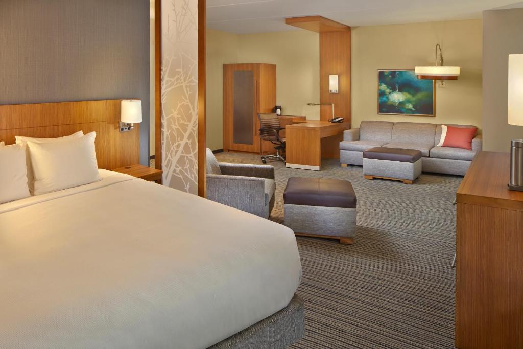 Hyatt Place Chapel Hill photo