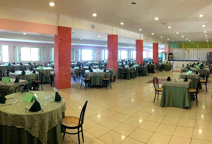 Restaurace v ubytování Hotel Germania