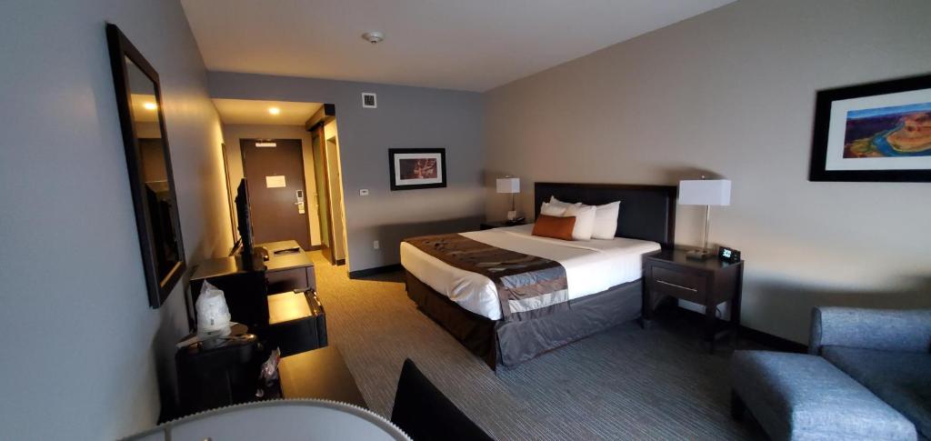 Ein Bett oder Betten in einem Zimmer der Unterkunft Wingate by Wyndham Page Lake Powell