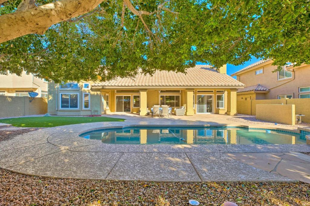 Luxe Ahwatukee Foothills Villa - Pets Welcome