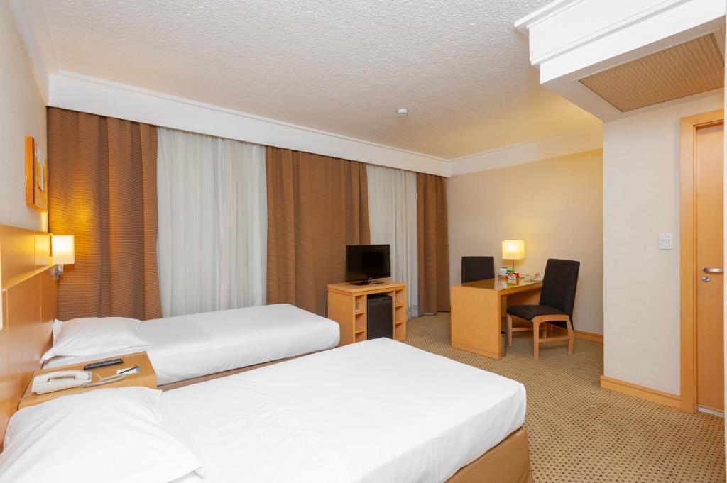  Slaviero Essential Guarulhos Aeroporto