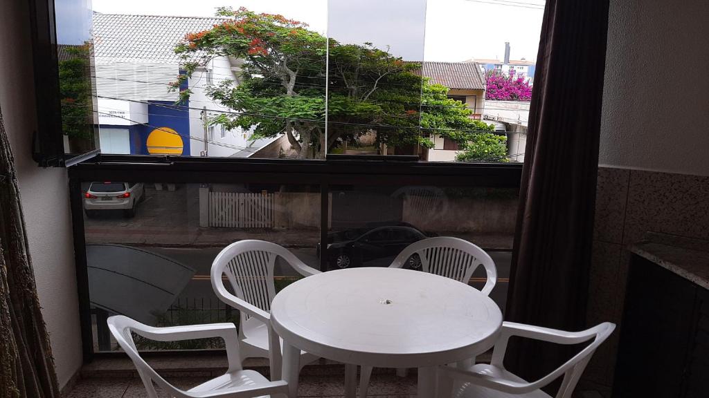  Apartamento muito bem localizado