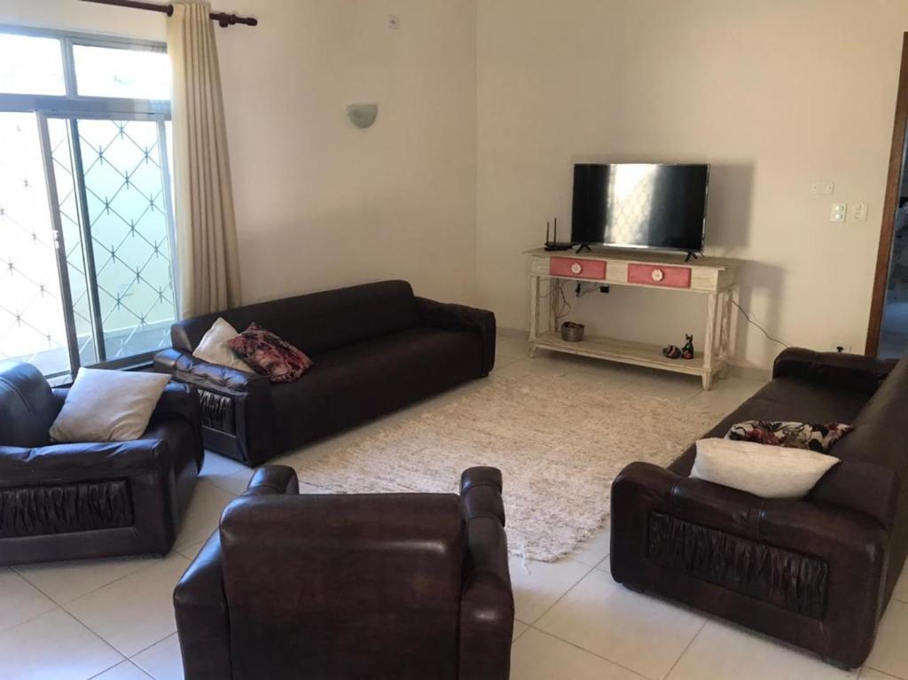  CASA ESPAÇOSA EM UBATUBA