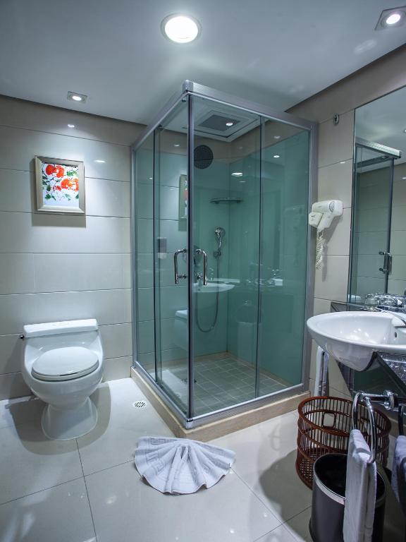 Koupelna v ubytování Hua Shi Hotel