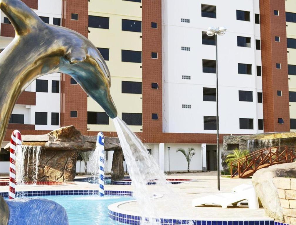  Golden Dolphin Supreme
