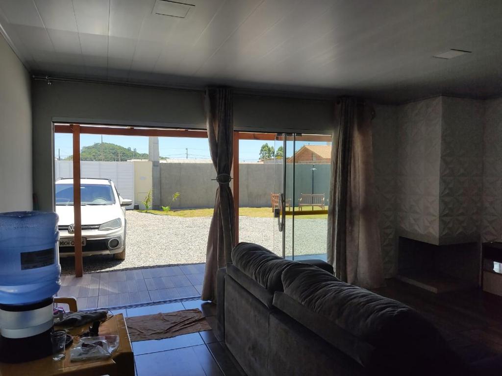  Linda Casa com Piscina em Itajubá a 1000mt da praia.