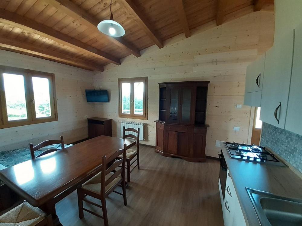 Kuchyňa alebo kuchynka v ubytovaní Agriturismo D'Apostolo