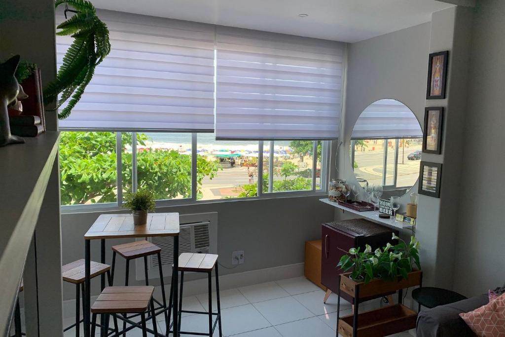  Copacabana Vista Mar Disponível Diárias e Mensal