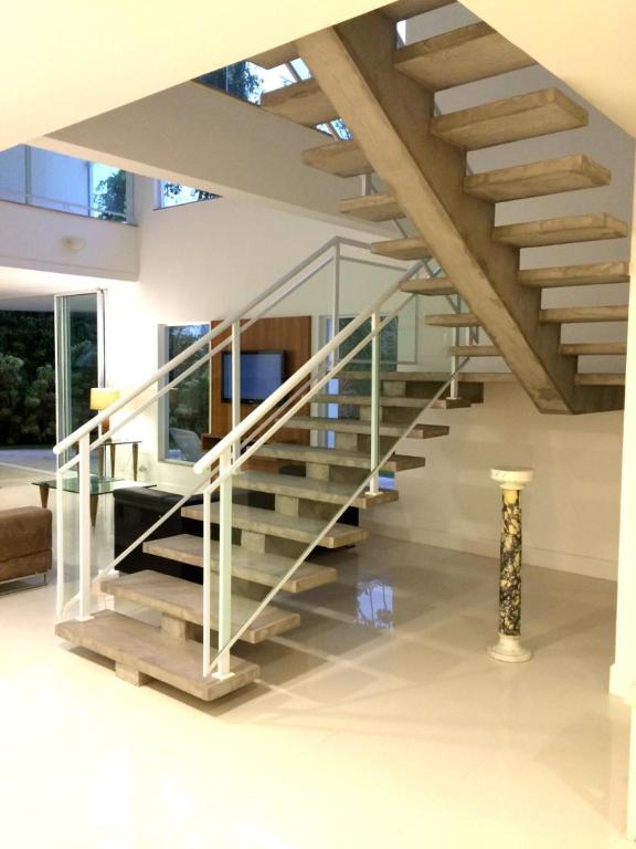  Mansão 7 quartos na Riviera de São Lourenço