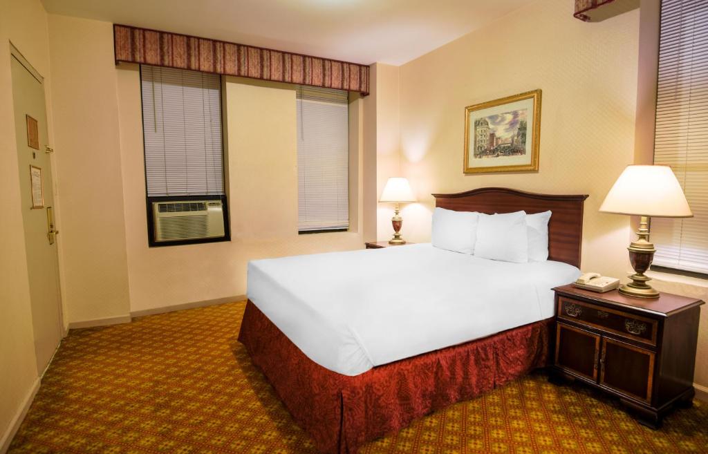 Night Hotel Broadway - ブロンズ、クイーンベッド1個