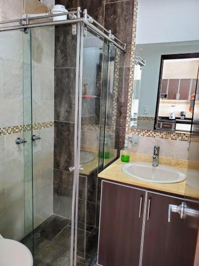 Vannituba majutusasutuses Apartaestudio Arboleda del Ingenio