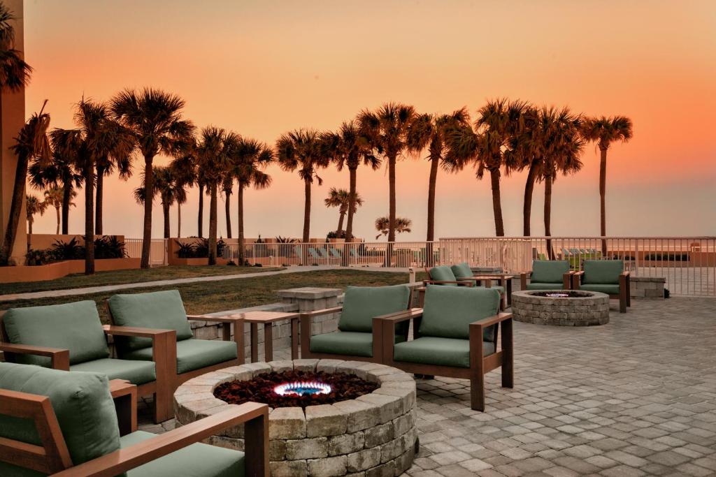 Holiday Inn Hotel & Suites Daytona Beach On The Ocean, an IHG Hotel - 