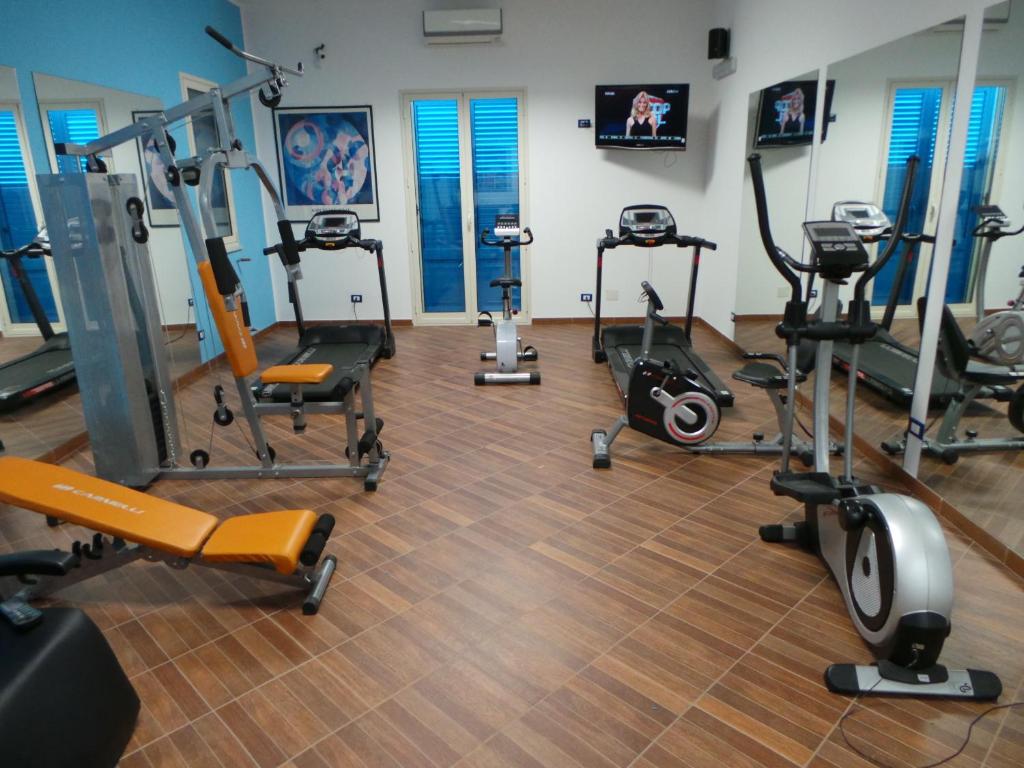 Spordikeskus ja/või sportimisvõimalused majutusasutuses Al Baglio