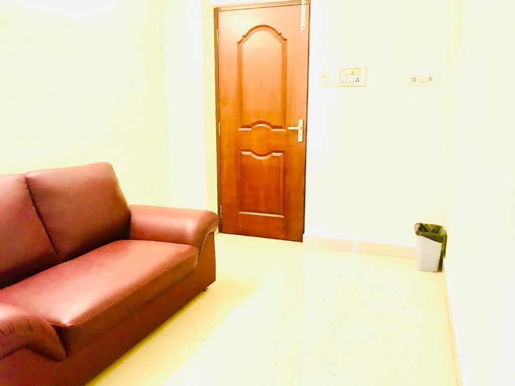 Posezení v ubytování Hotel Half Moon Chennai