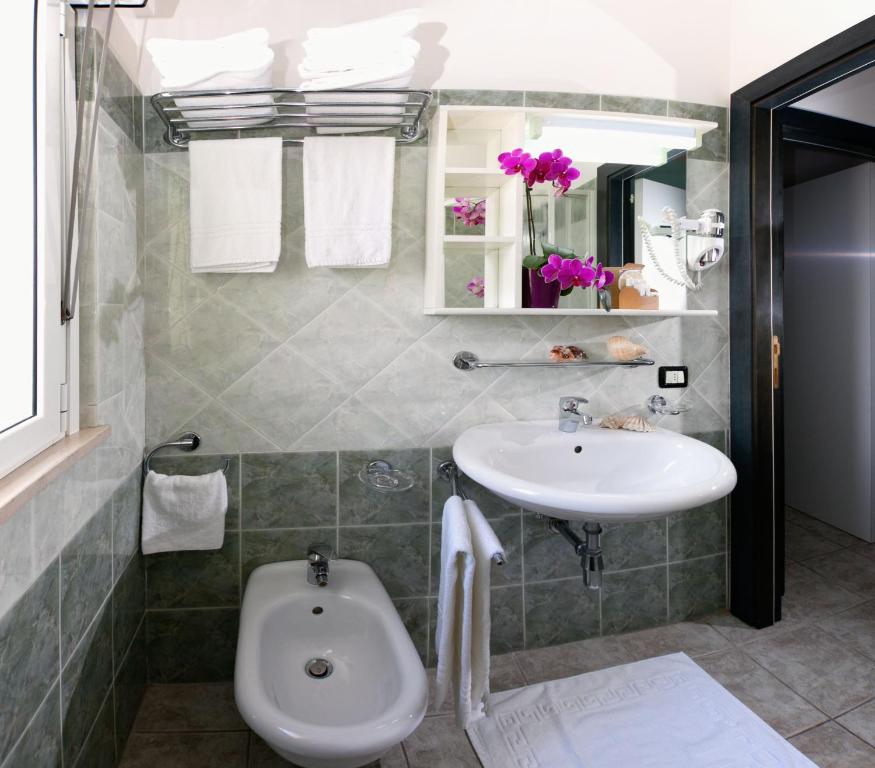 A bathroom at Residence Costa