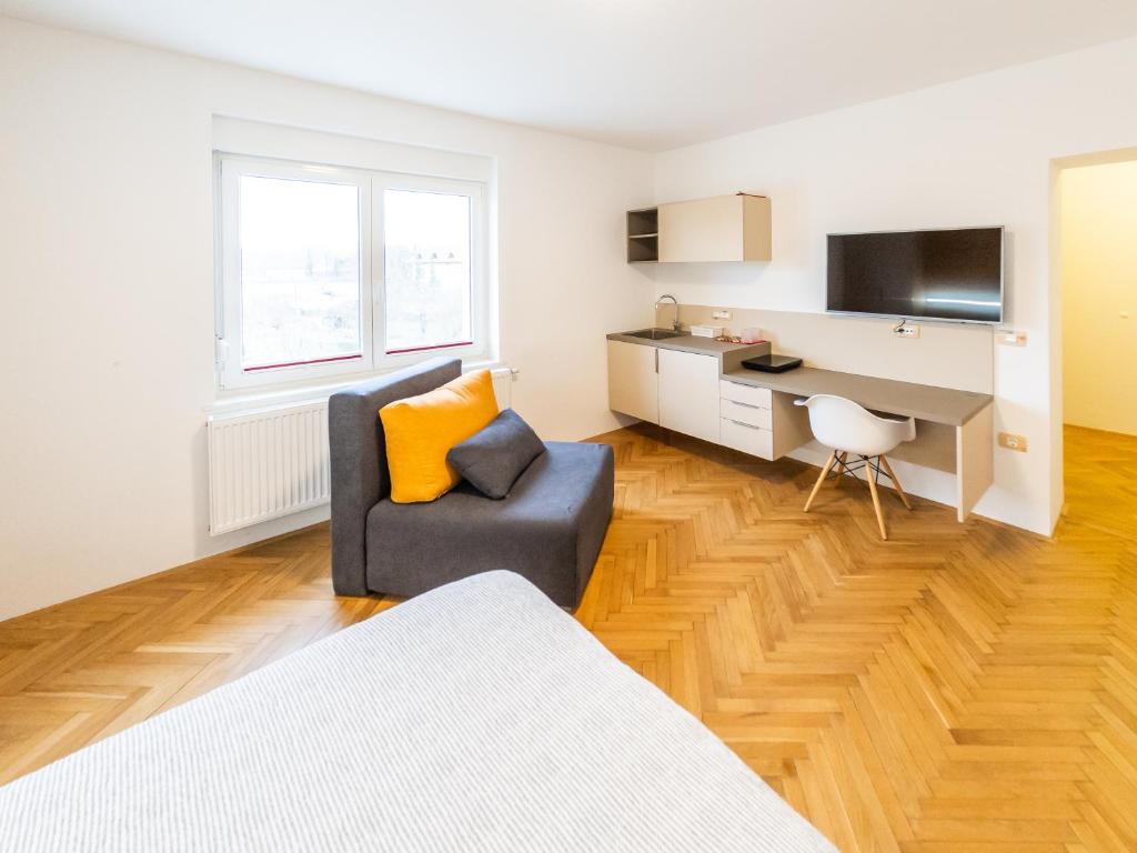 Kamr’ca - Studio Met Bankbed