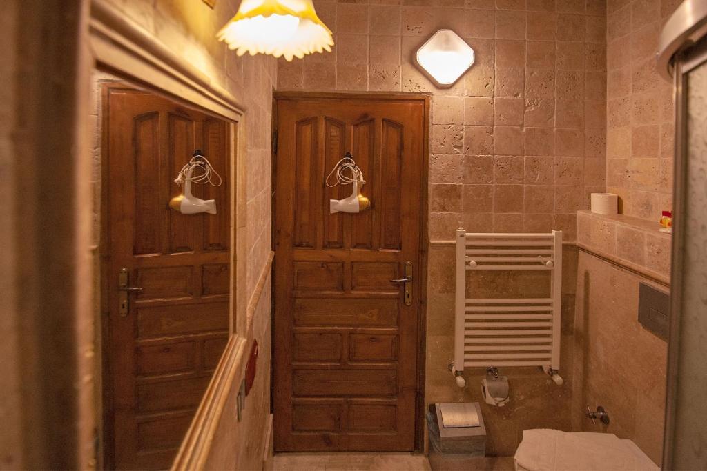 Center Cave House - 6