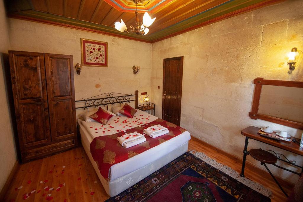 Center Cave House - 3