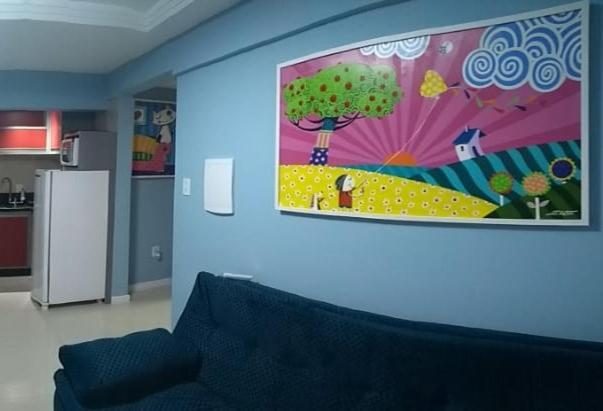  Ap 01 Dormitório - Balneário Camboriú - 04 pessoas - Ar-condicionado - Garagem privativa no prédio - A uma quadra da Roda Gigante BIG WHEEL Pé na areia - Wi-Fi free 100 Mega - Telecines - HBO - Top 10