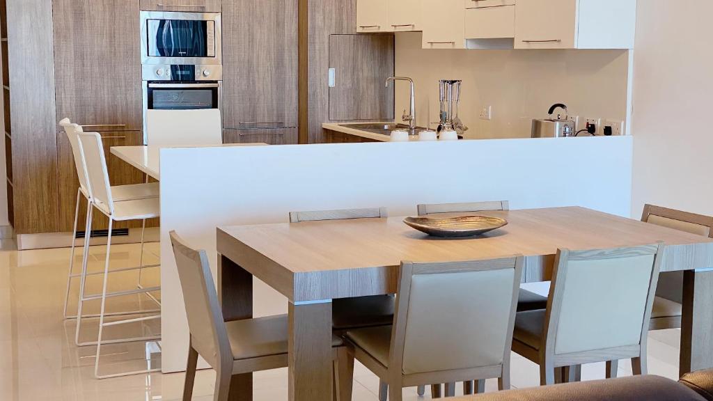 Quisisana Apartments - Cast Renting - 18