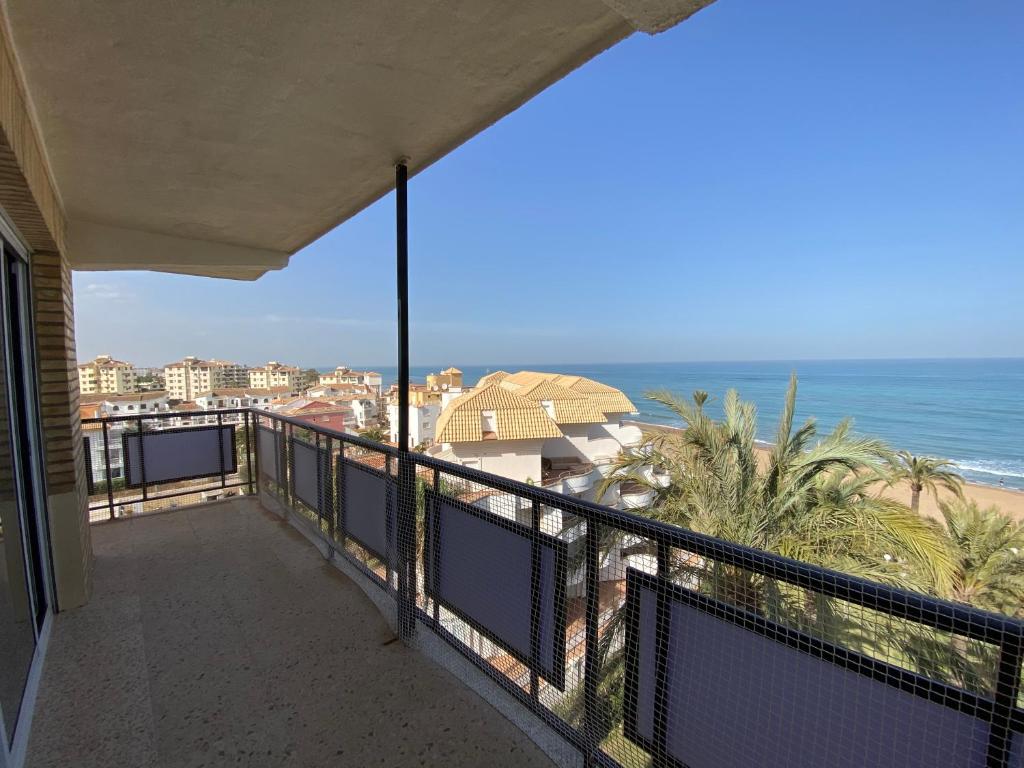 A general sea view or a sea view taken from Az apartmant
