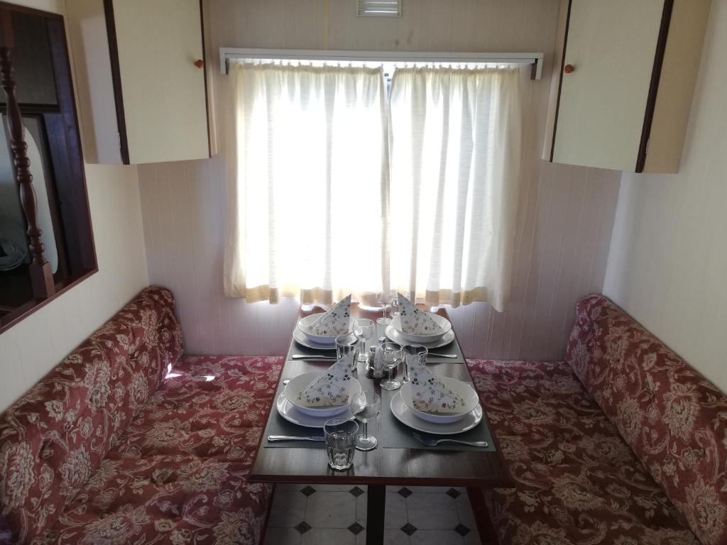 Fotografie z fotogalerie ubytování Mobilheim Apak- Výrovice KEMP v destinaci Výrovice