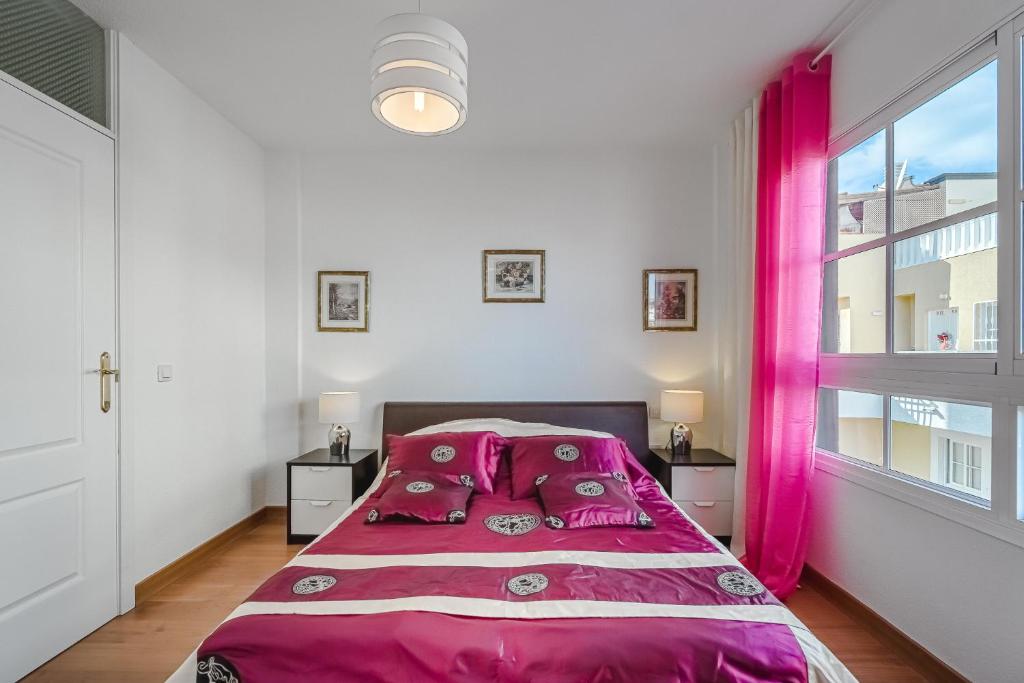 Posteľ alebo postele v izbe v ubytovaní Penthouse Apartment With Ocean View
