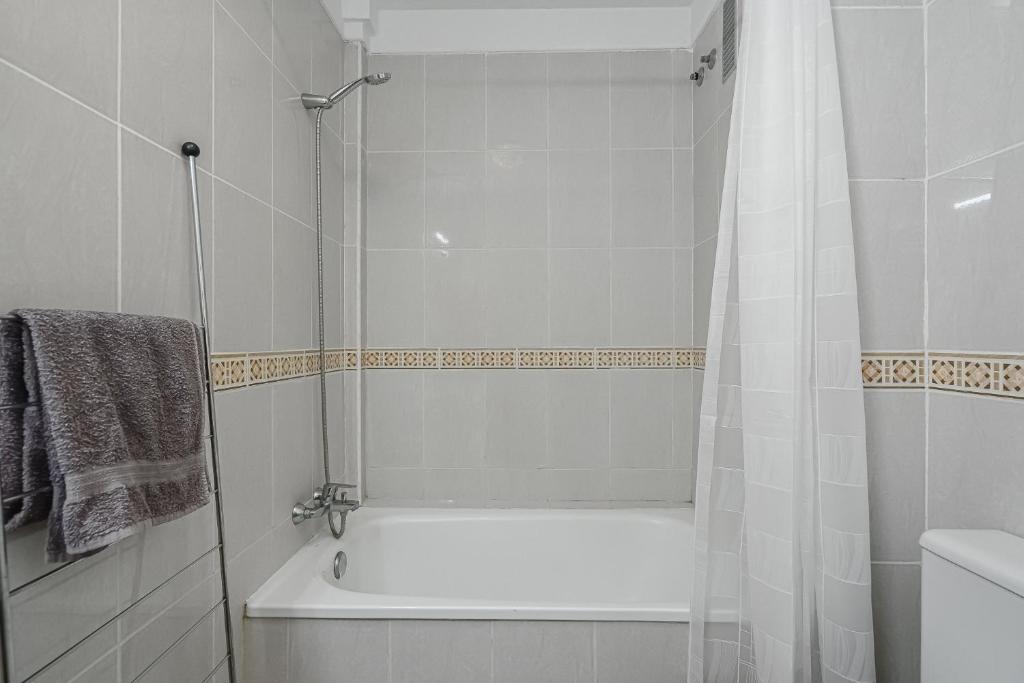 Kúpeľňa v ubytovaní Penthouse Apartment With Ocean View